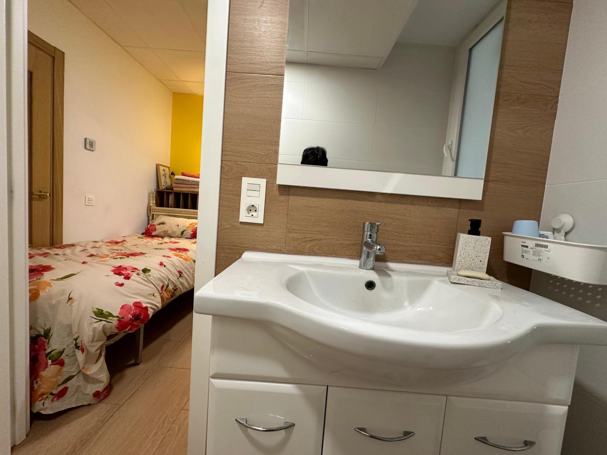 Mirador 2 Del Mercado Central - Habitacion Con Bano Privado En El Centro De La Ciudad Vella Valencia Luaran gambar