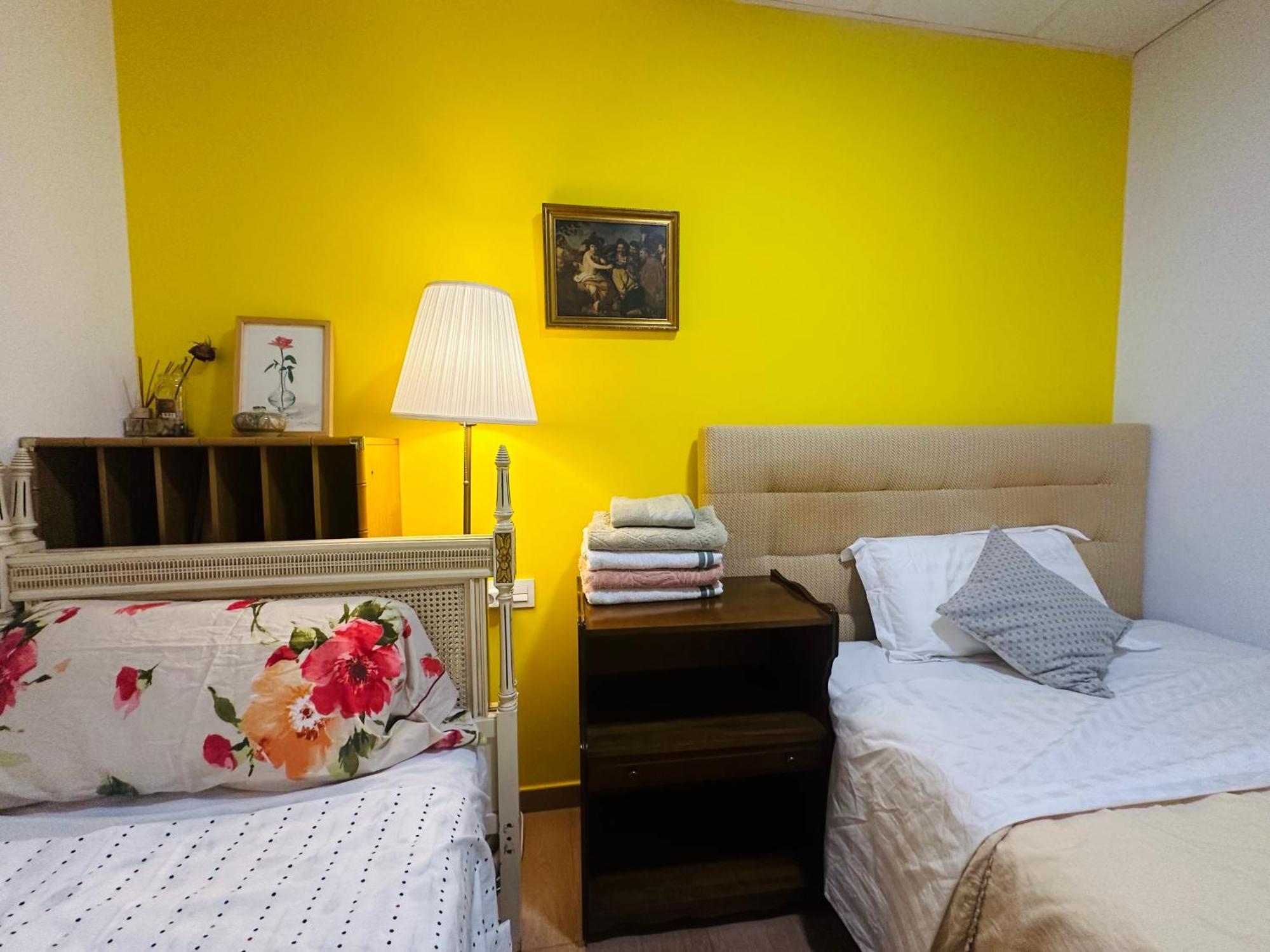 Mirador 2 Del Mercado Central - Habitacion Con Bano Privado En El Centro De La Ciudad Vella Valencia Luaran gambar