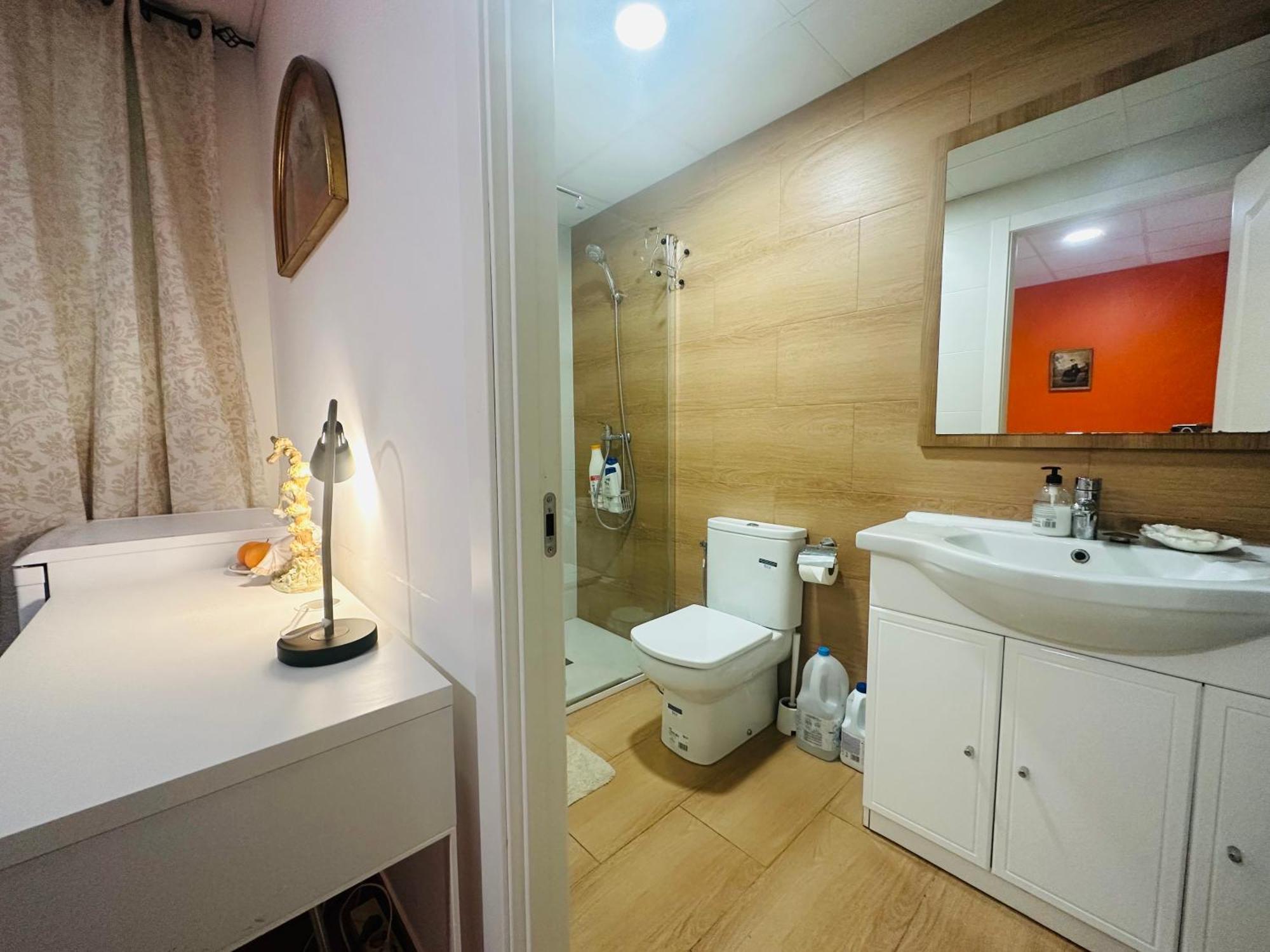Mirador 2 Del Mercado Central - Habitacion Con Bano Privado En El Centro De La Ciudad Vella Valencia Luaran gambar
