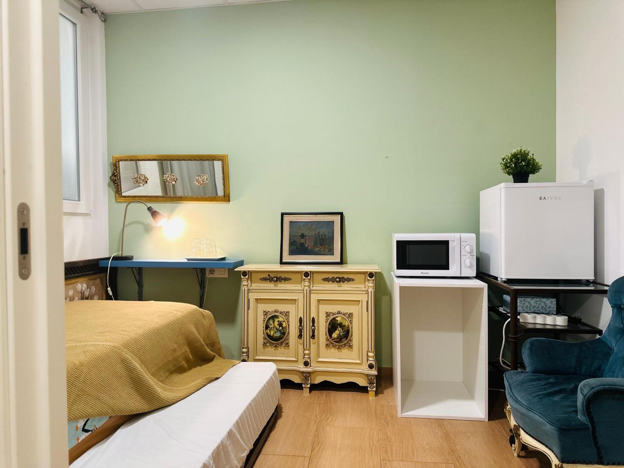 Mirador 2 Del Mercado Central - Habitacion Con Bano Privado En El Centro De La Ciudad Vella Valencia Luaran gambar