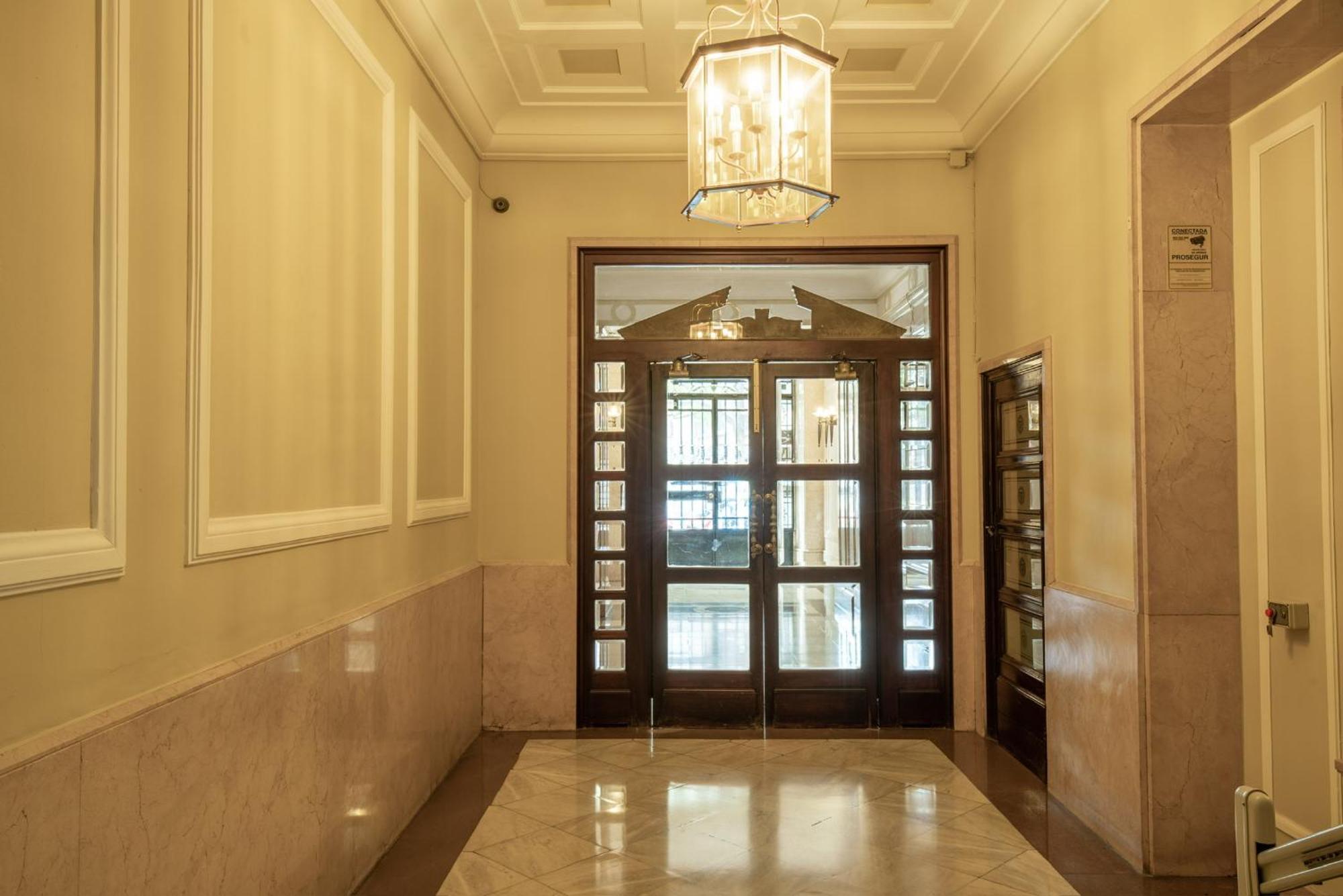 Mirador 2 Del Mercado Central - Habitacion Con Bano Privado En El Centro De La Ciudad Vella Valencia Luaran gambar